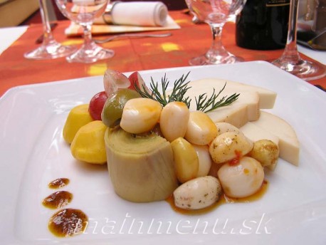 Tradičná Appetit syrová delikatesa s lahodným cesnakom